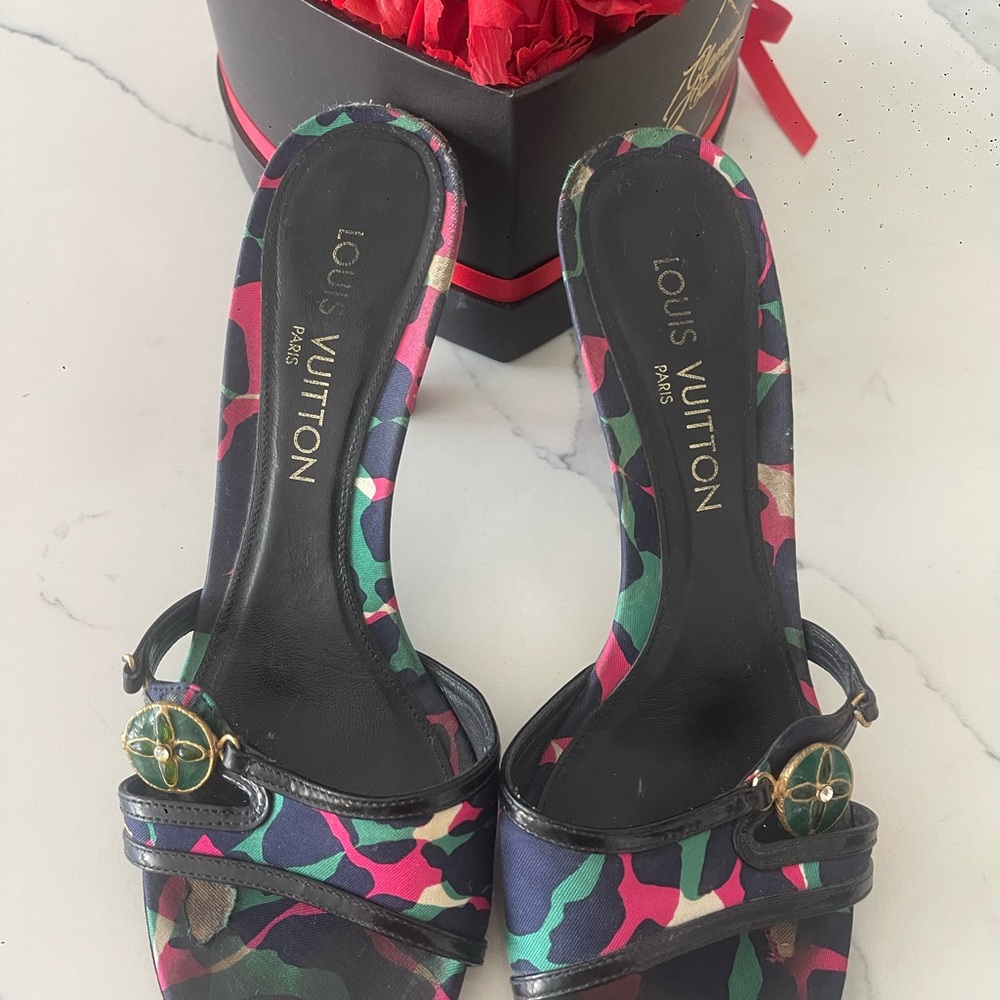 Louis Vuitton Women's Black and Multicolor Sandals